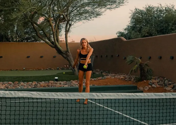 Villa Sleeps 25 • Heated Pool And • Pickleball Court
