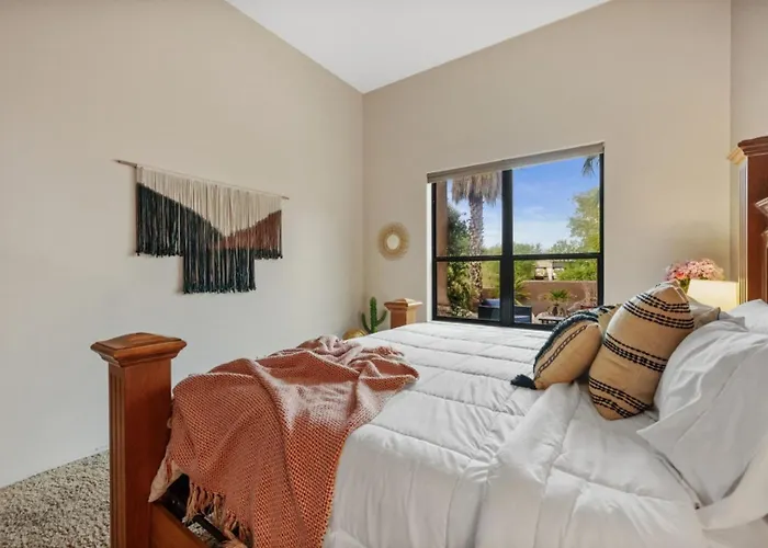 Sleeps 25 • Heated Pool And • Pickleball Court Villa *