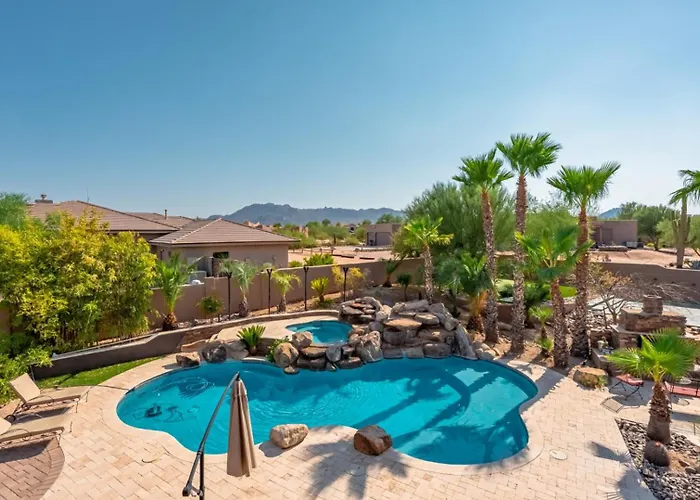 Villa Sleeps 25 • Heated Pool And • Pickleball Court Scottsdale